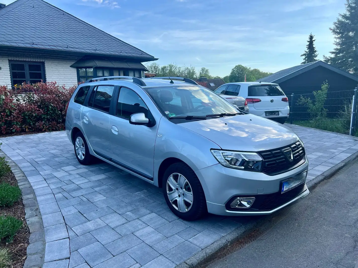 Dacia Logan MCV II Kombi Comfort Grau - 2