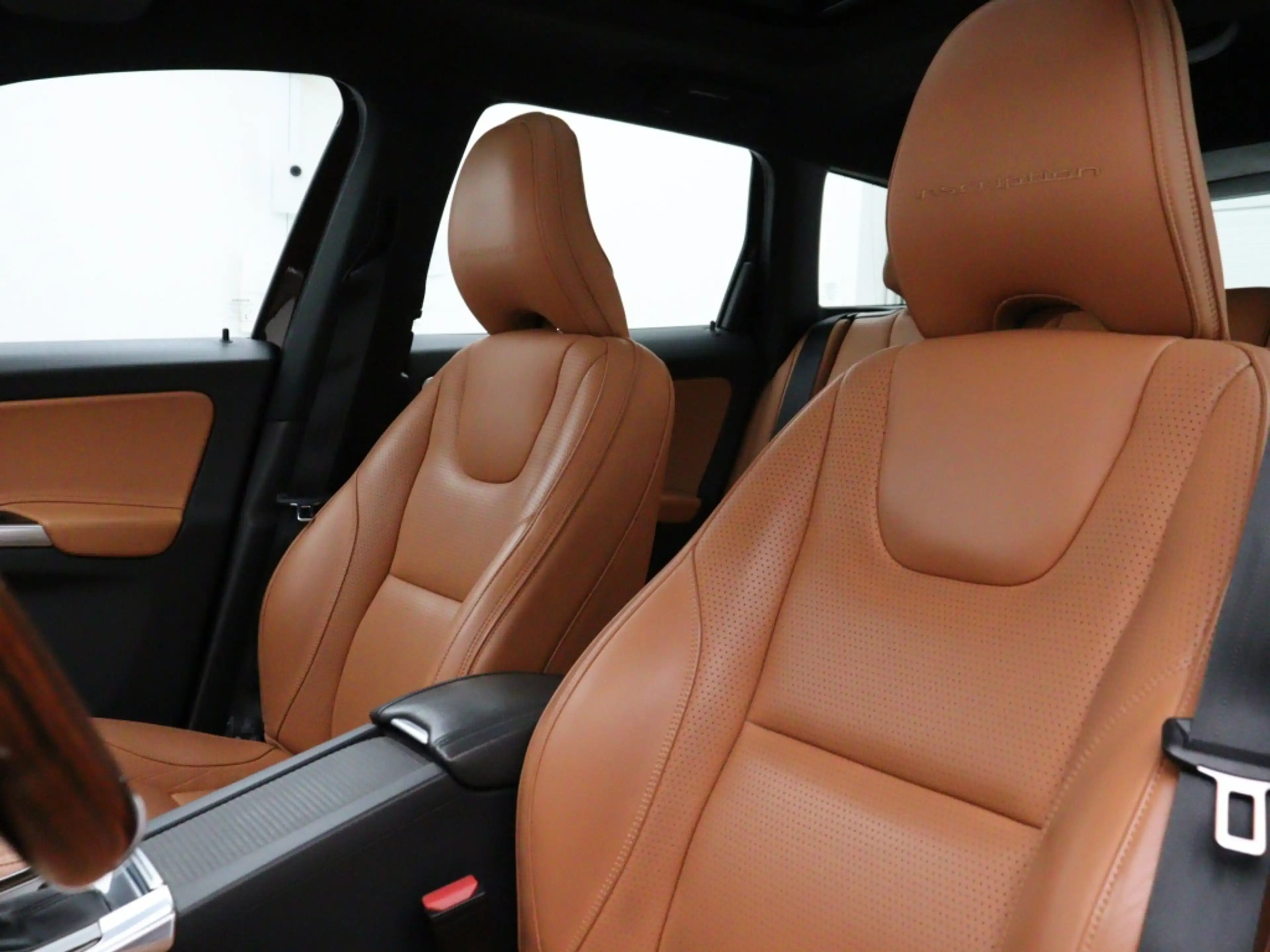 Volvo XC60 T5 AUT(8) SUMMUM SCHUIFDAK LEDER DASHBOARD XENON S — photo 11