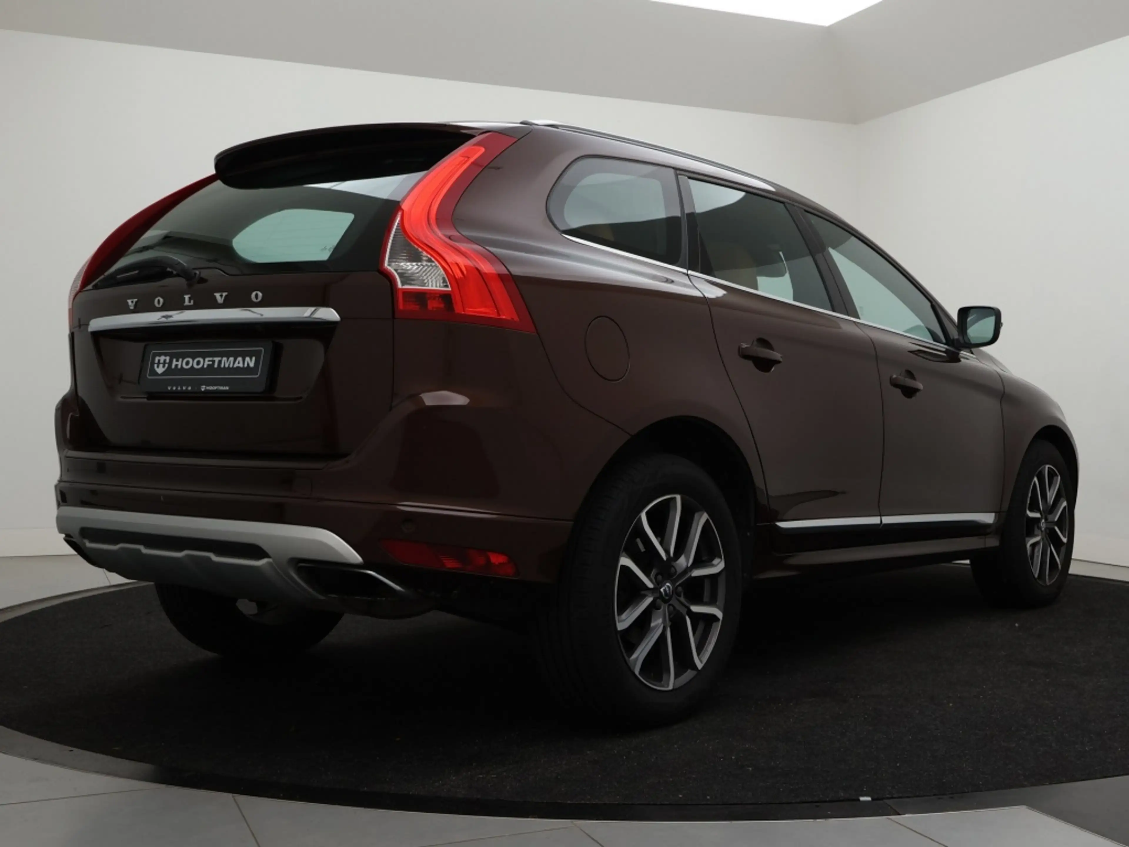 Volvo XC60 T5 AUT(8) SUMMUM SCHUIFDAK LEDER DASHBOARD XENON S — photo 4