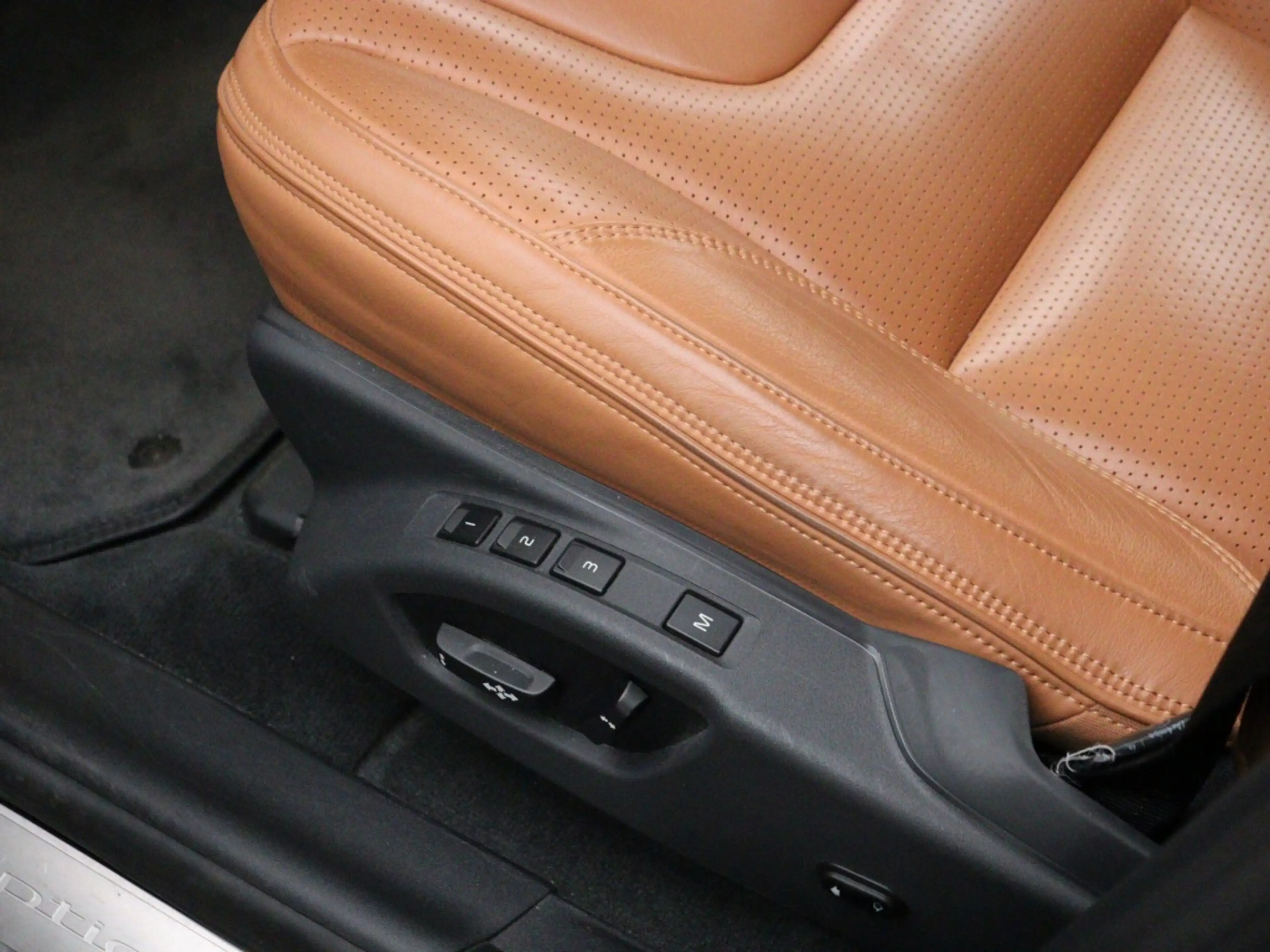 Volvo XC60 T5 AUT(8) SUMMUM SCHUIFDAK LEDER DASHBOARD XENON S — photo 9