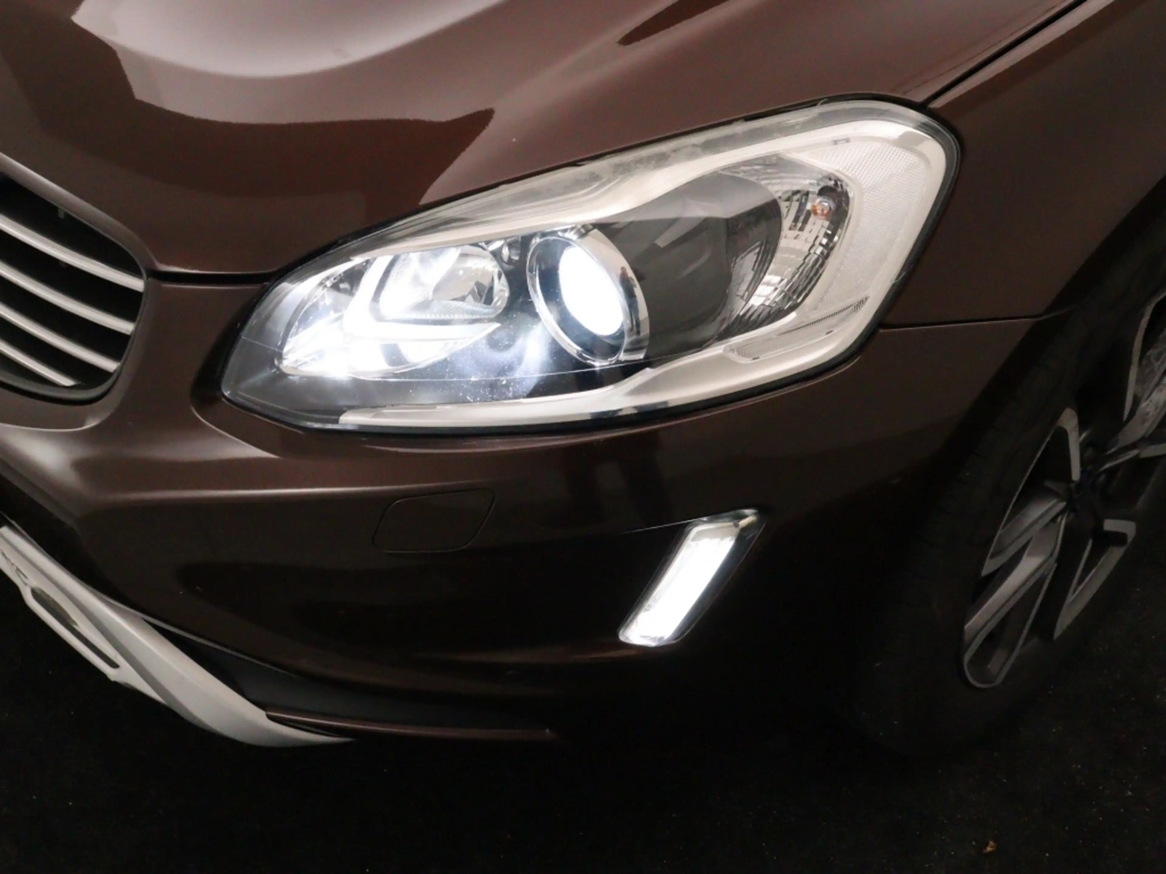 Volvo XC60 T5 AUT(8) SUMMUM SCHUIFDAK LEDER DASHBOARD XENON S — photo 14