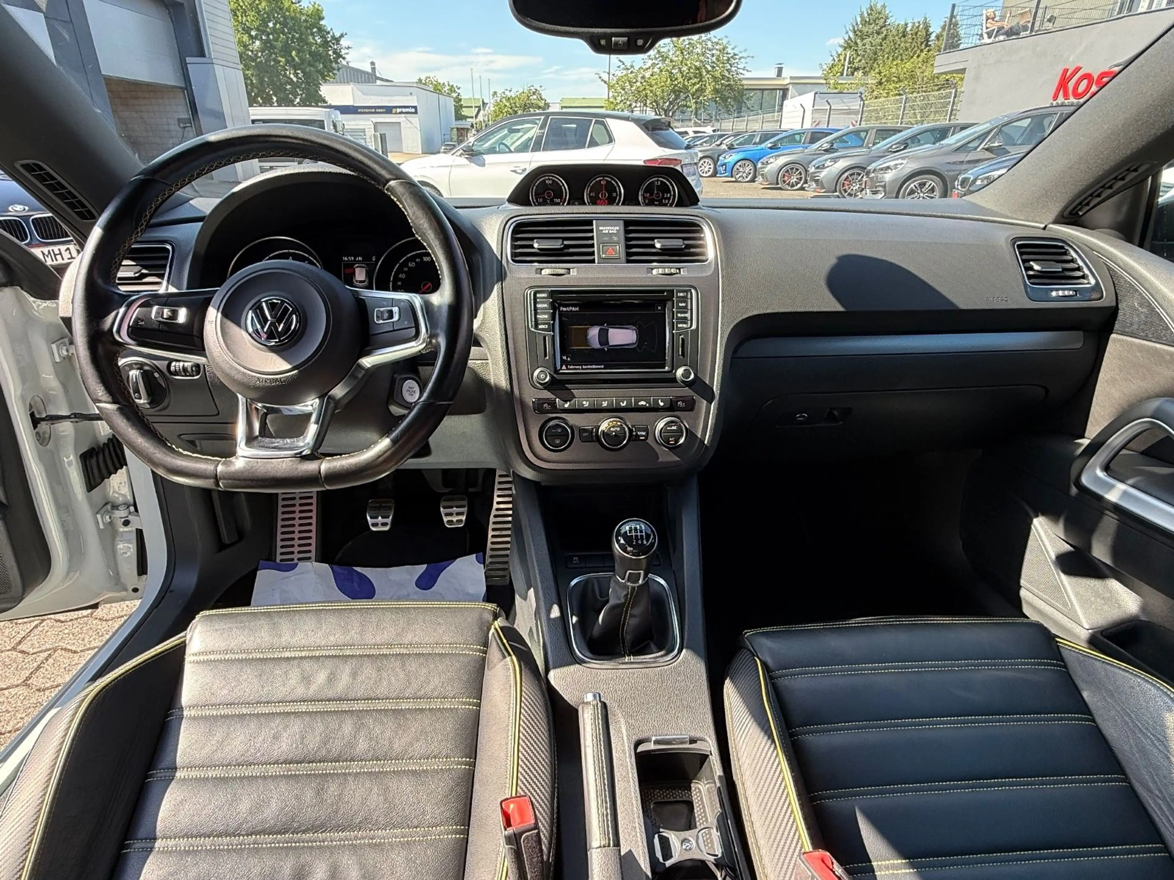 Volkswagen Scirocco 2.0 TSI R Line Club Edition Kamera — photo 11