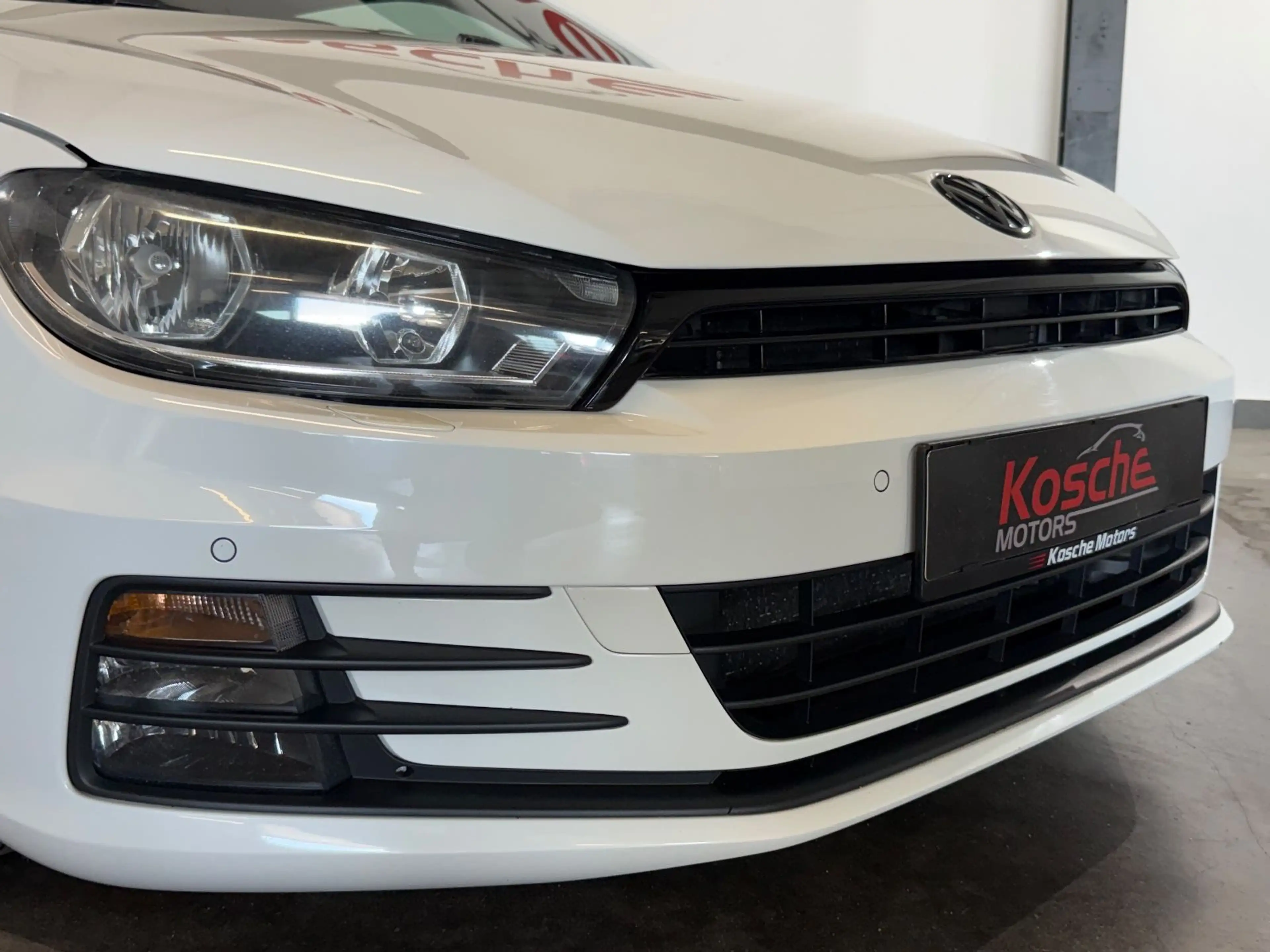 Volkswagen Scirocco 2.0 TSI R Line Club Edition Kamera — photo 2