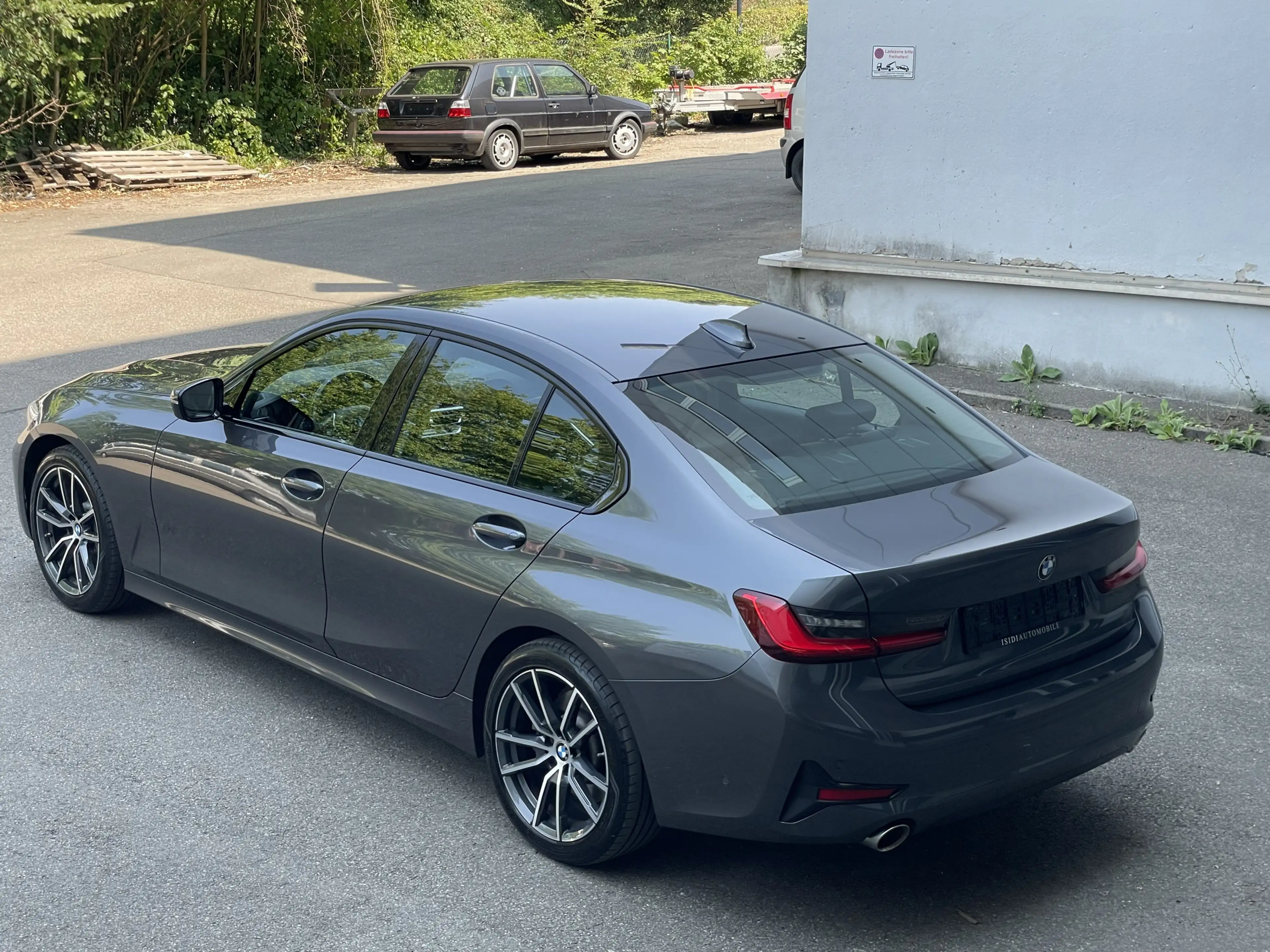 BMW 330 i Sport Line LED Live-Cockpit Ambiente AHK — photo 4