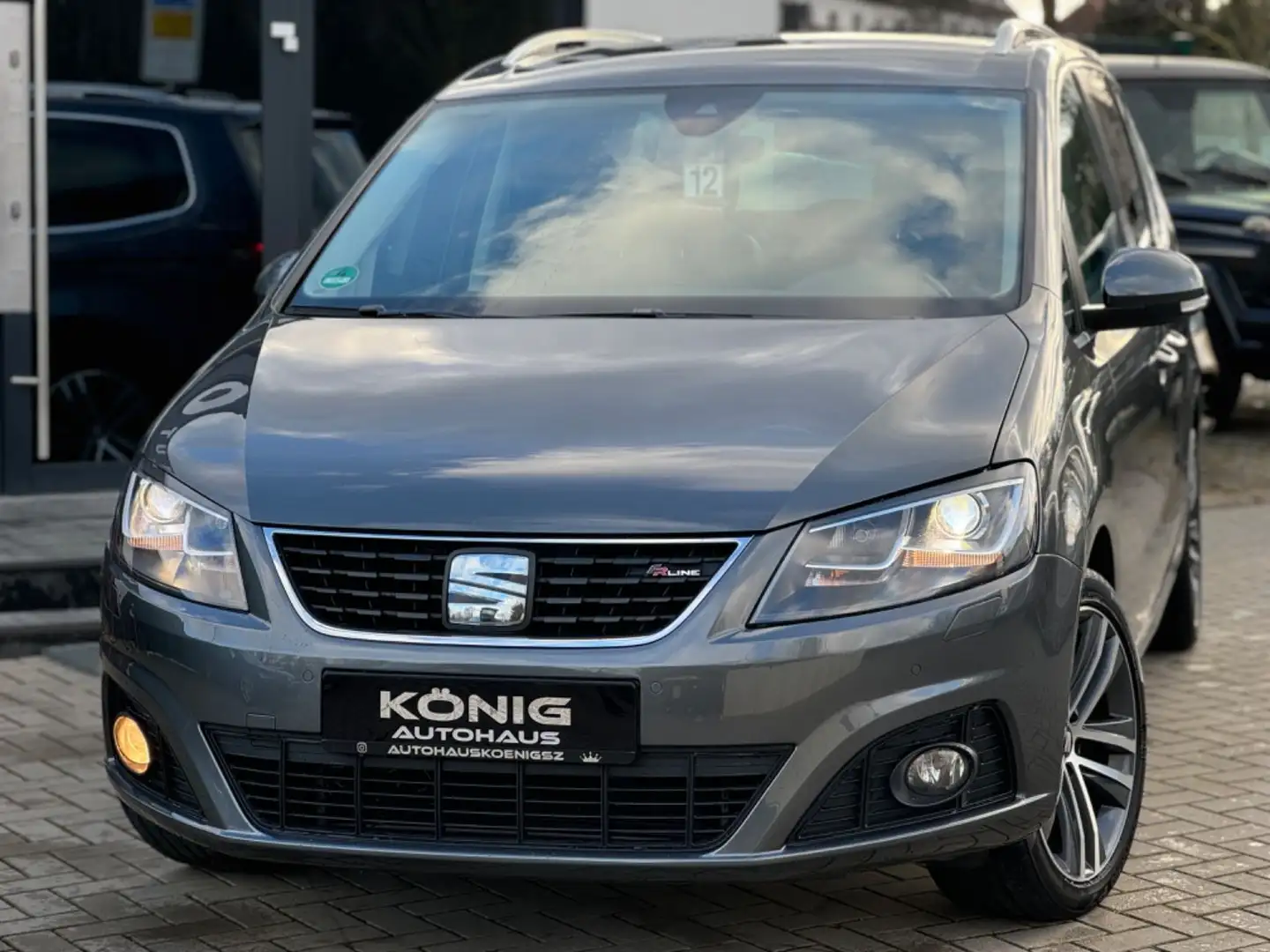 SEAT Alhambra FR-Line*7-Sitzer*AHK*R-KAM*DSG*FULLLINK Gris - 2