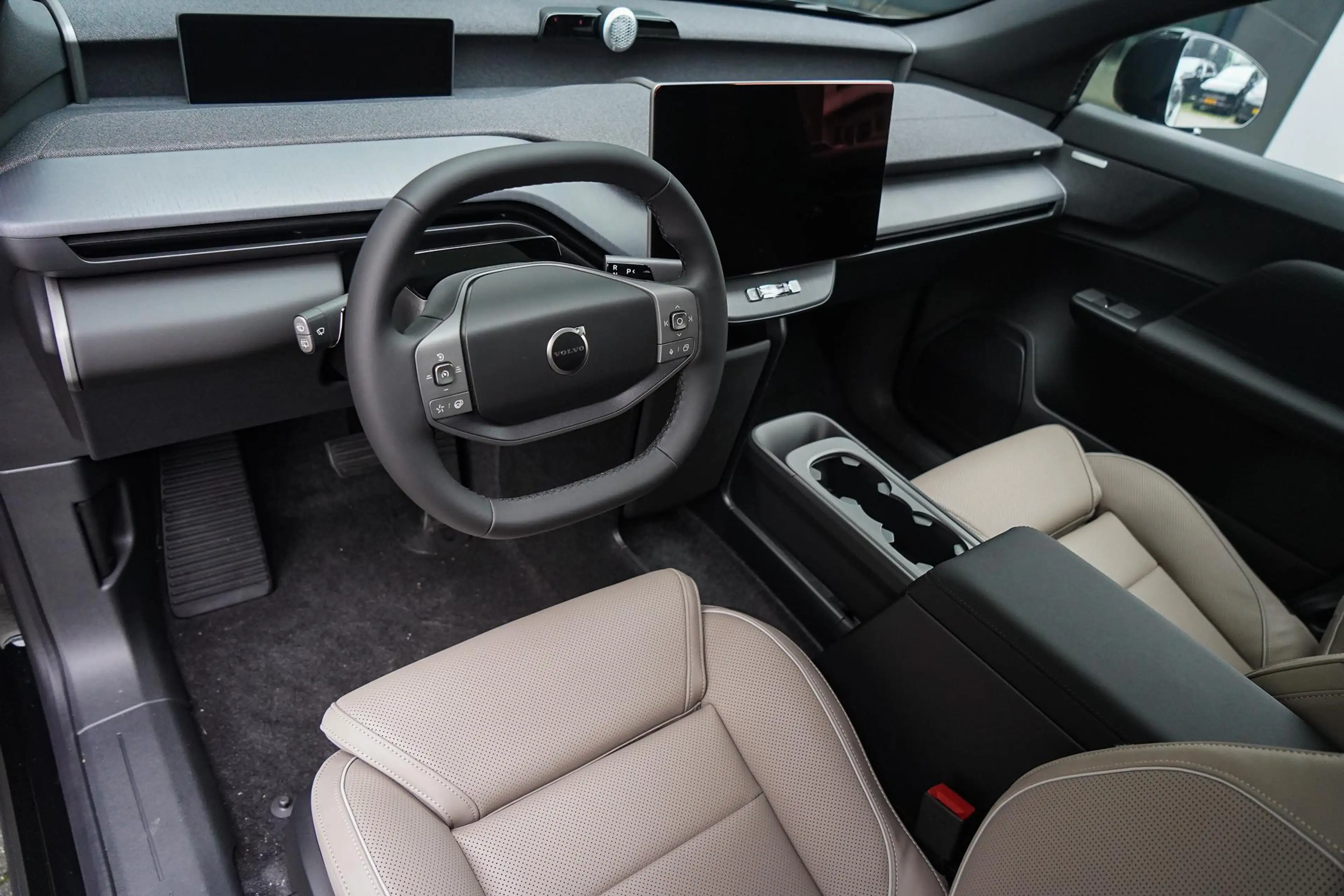 Volvo EX60 P10 AWD Ultra 95 kWh | Bowers & Wilkins | Stoel & — photo 12