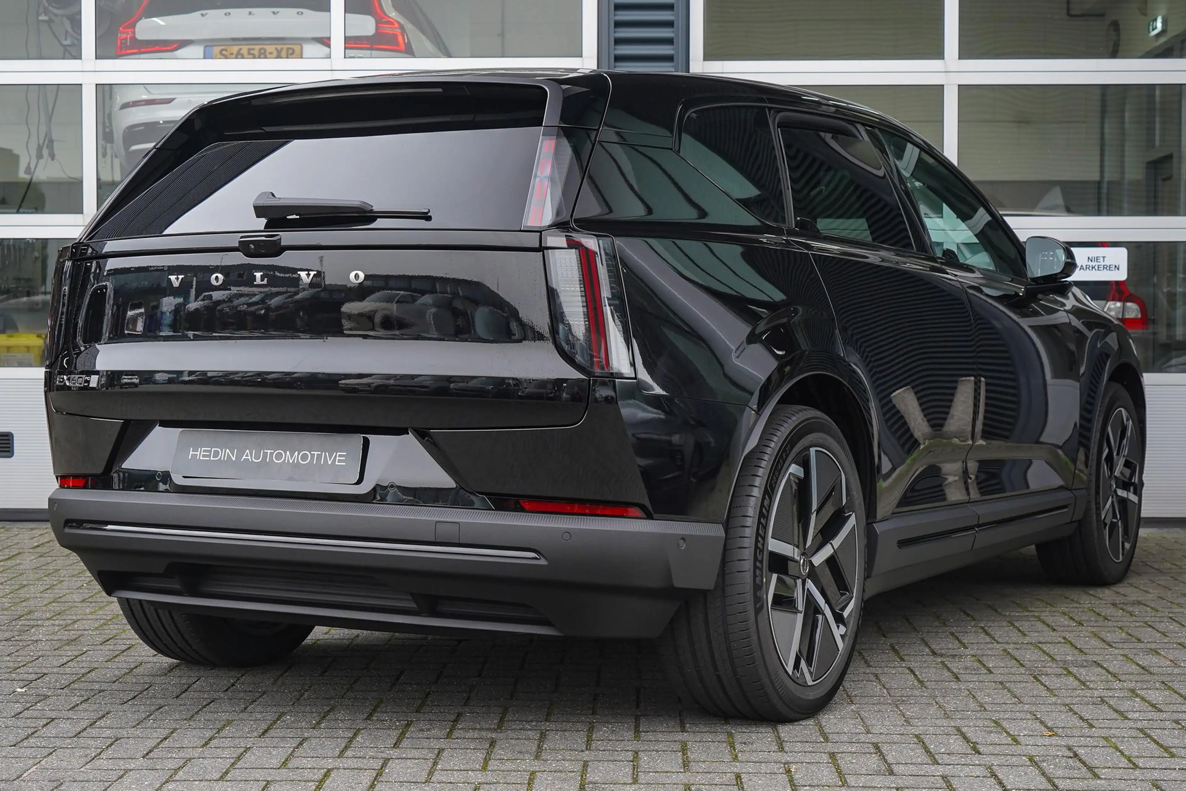 Volvo EX60 P10 AWD Ultra 95 kWh | Bowers & Wilkins | Stoel & — photo 6