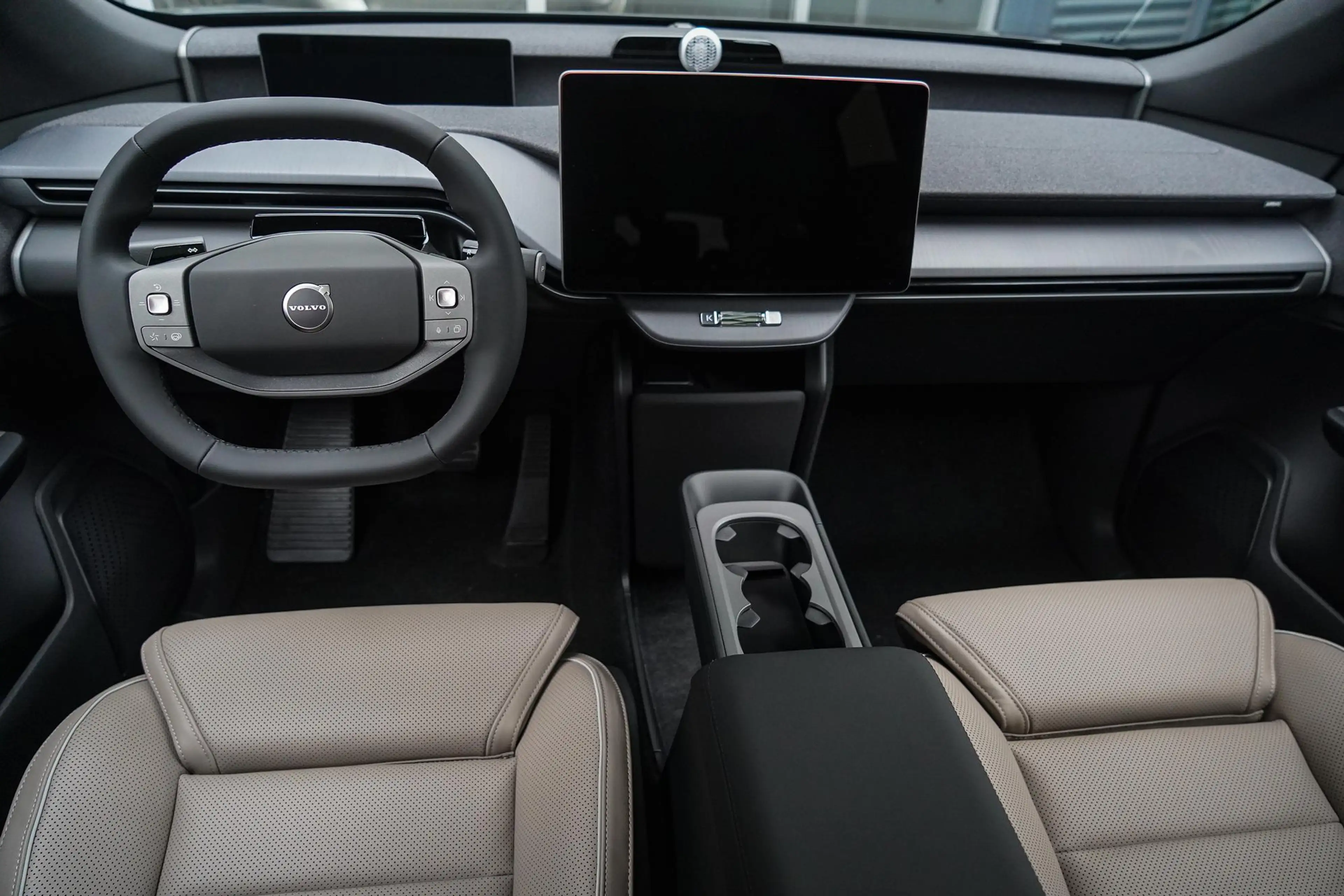 Volvo EX60 P10 AWD Ultra 95 kWh | Bowers & Wilkins | Stoel & — photo 13