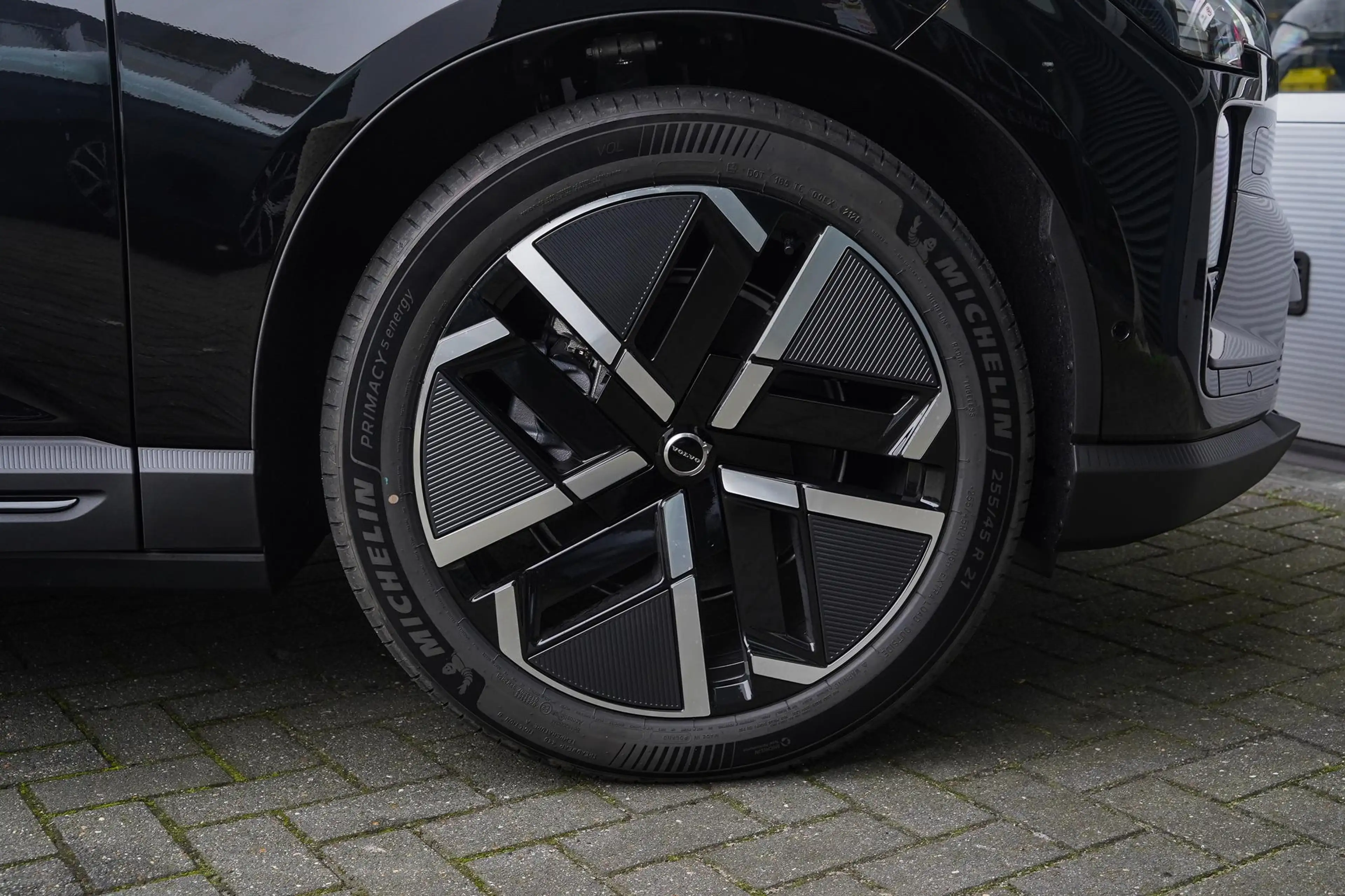 Volvo EX60 P10 AWD Ultra 95 kWh | Bowers & Wilkins | Stoel & — photo 7