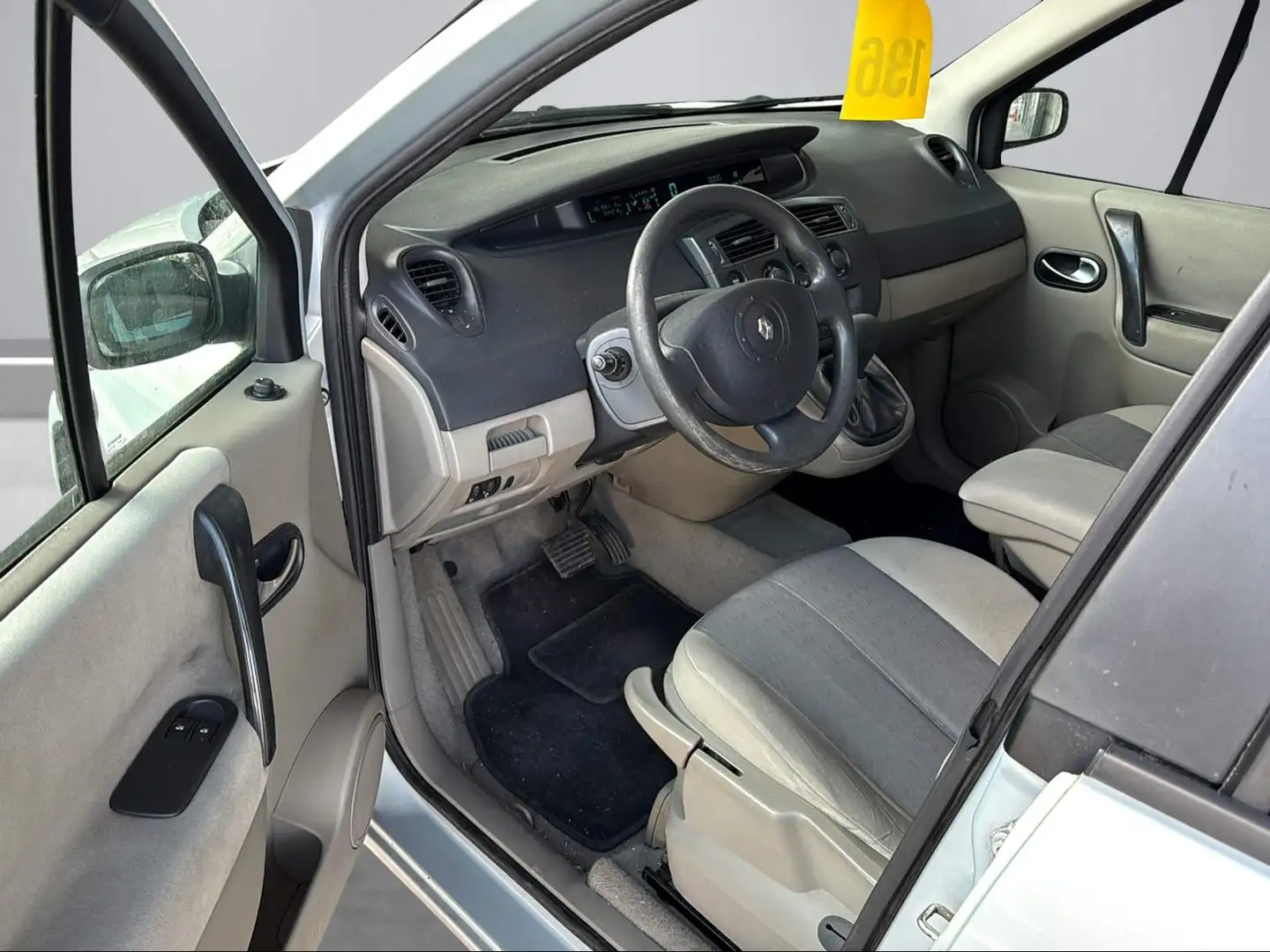 Renault Scenic 1.6 16V Gris - 2