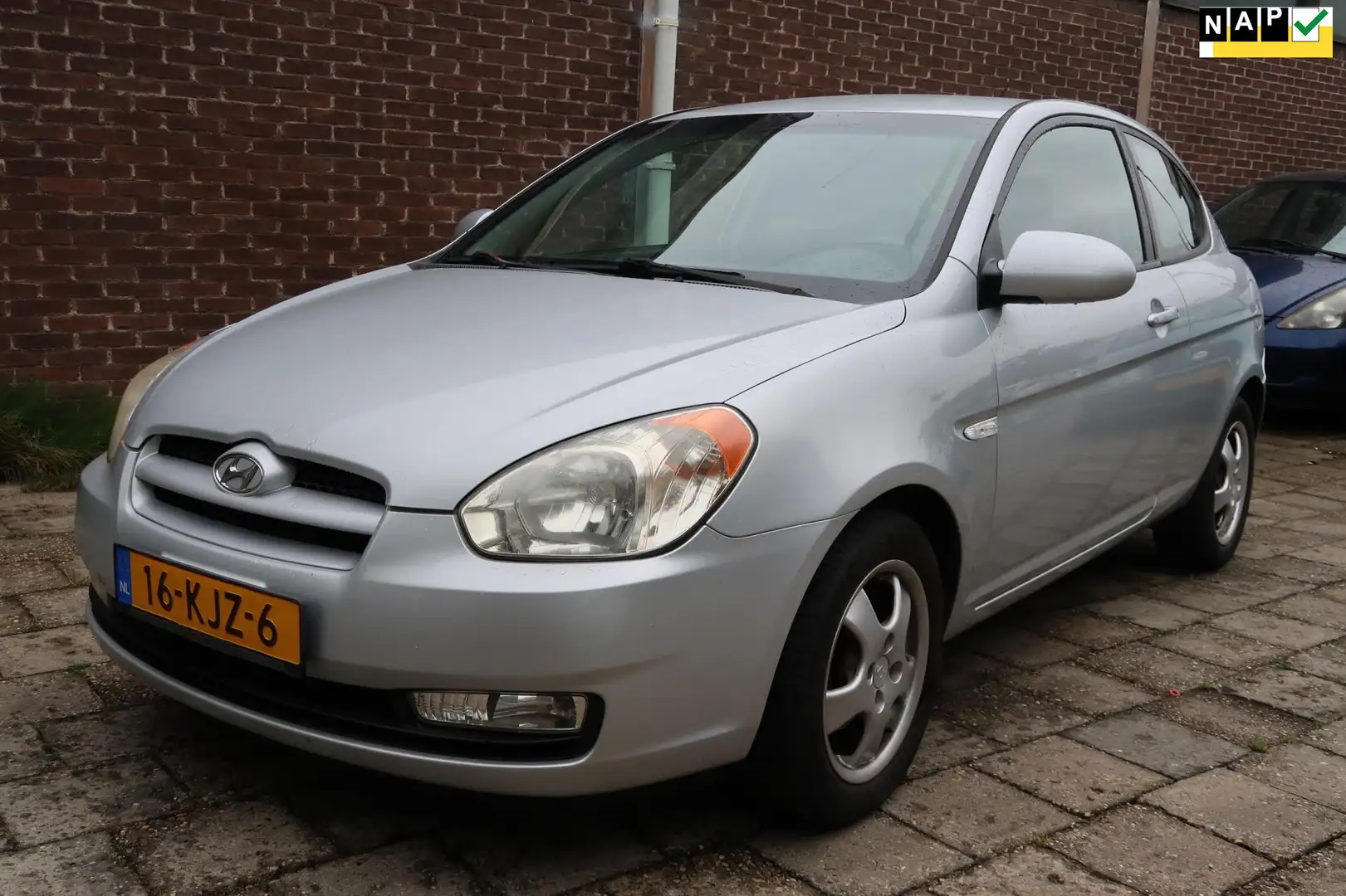 Hyundai ACCENT 1.4i EK Airco, Elektrische ramen, LM Velgen, Trekh Grau - 1