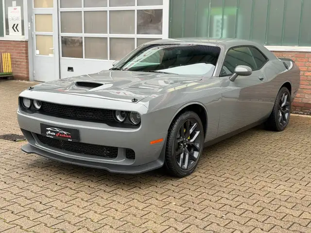 Dodge Challenger 3.6L SXT