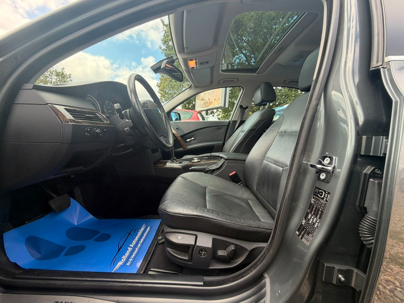 BMW 520 i A *SitzH*PANO*PDC*Klima* TÜV Neu — photo 9