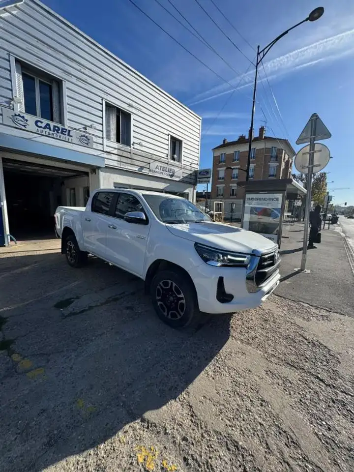 Toyota Hilux