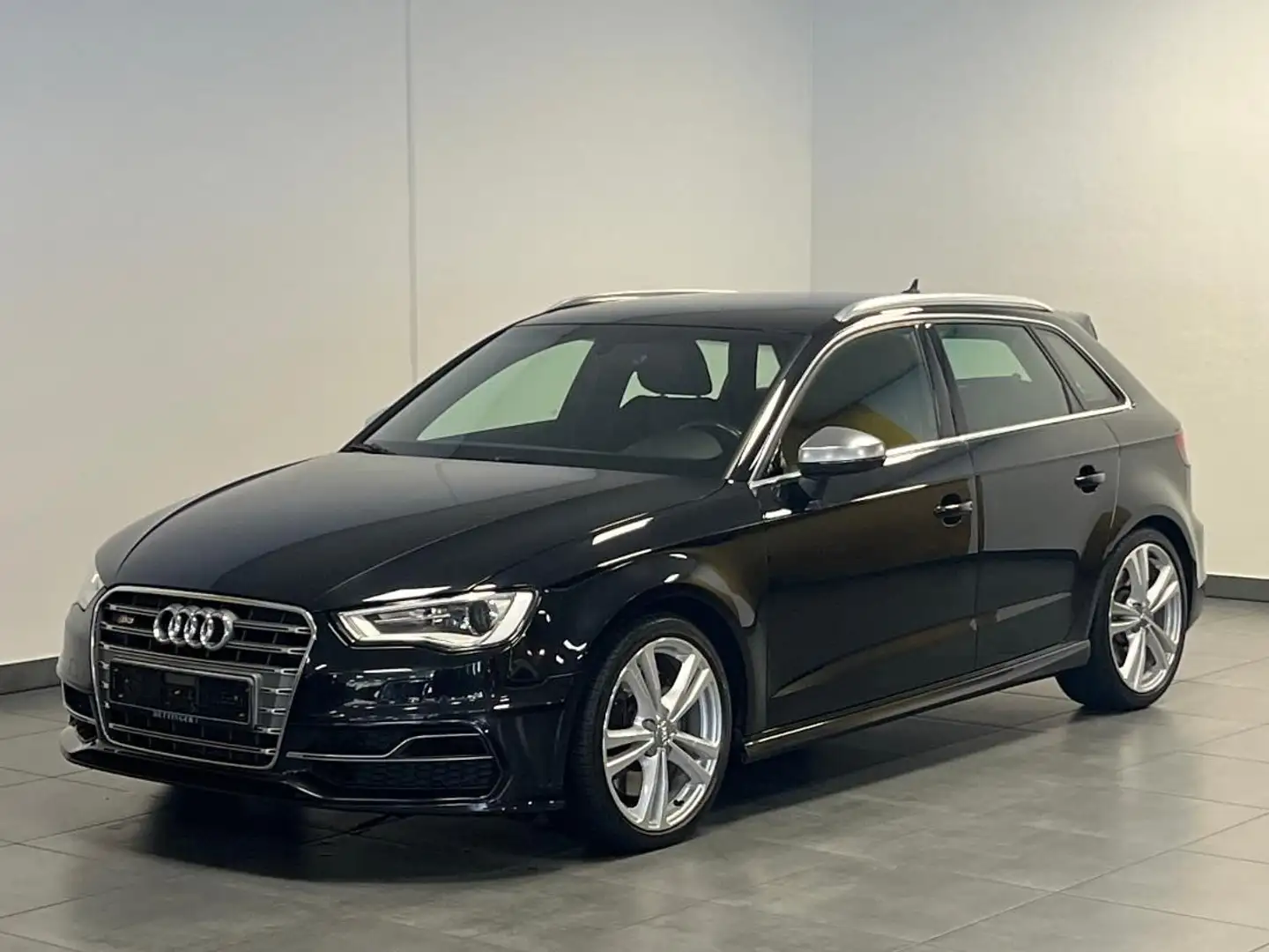 Audi S3 Sportback 2.0 TFSI Quattro 6-Gang, Navi,Xenon Schwarz - 1