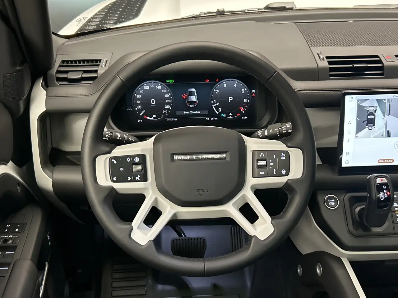 Land Rover Defender снимка Land Rover Defender