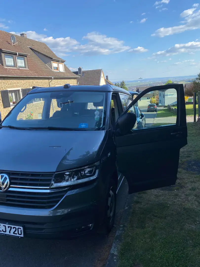 Volkswagen T6.1 California California T6.1 DSG Beach Camper Gris - 1