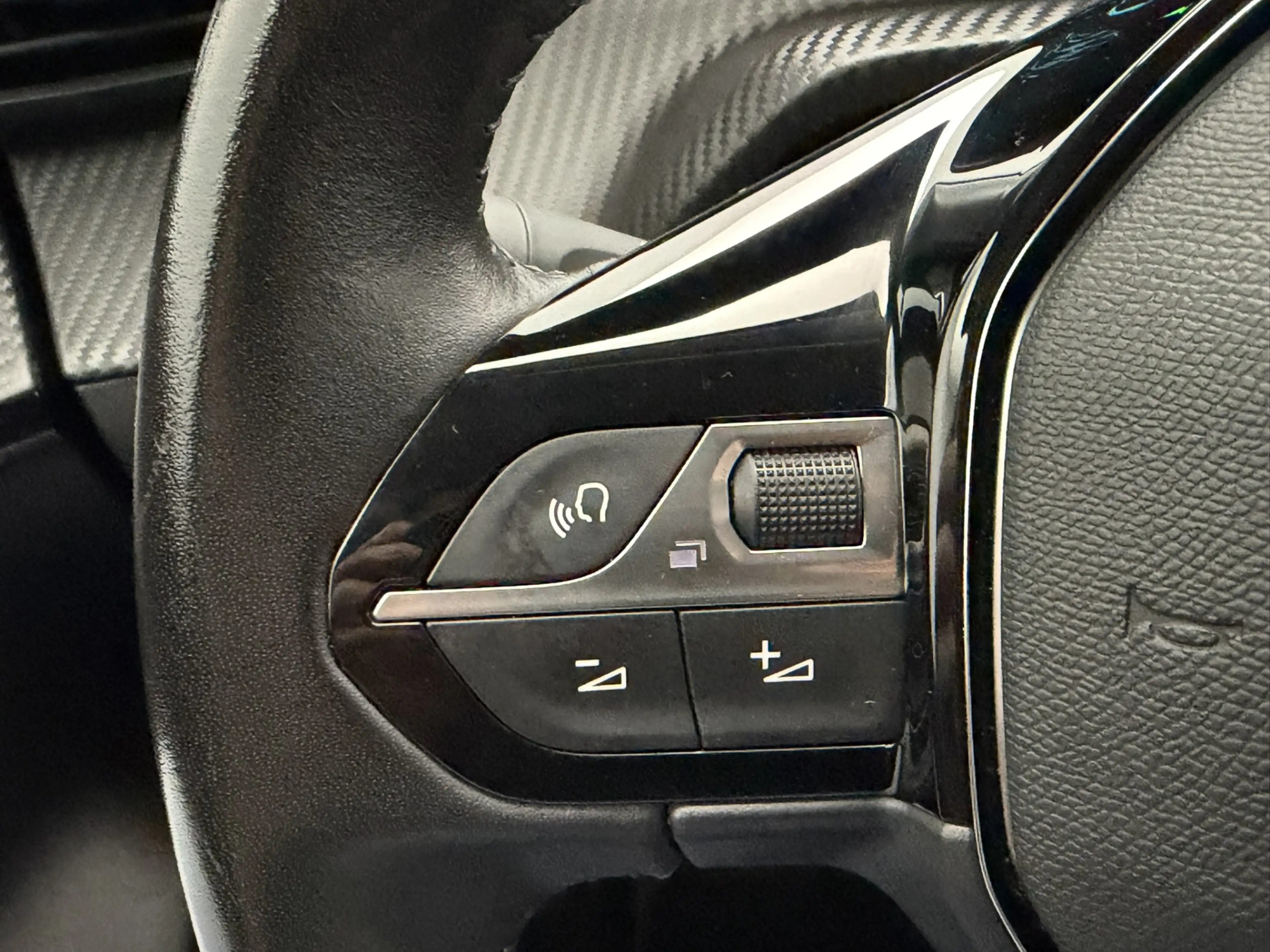 Peugeot e-208 EV Active Pack 50 kWh 3-Fase SOH 92,4% | Navigatie — photo 23