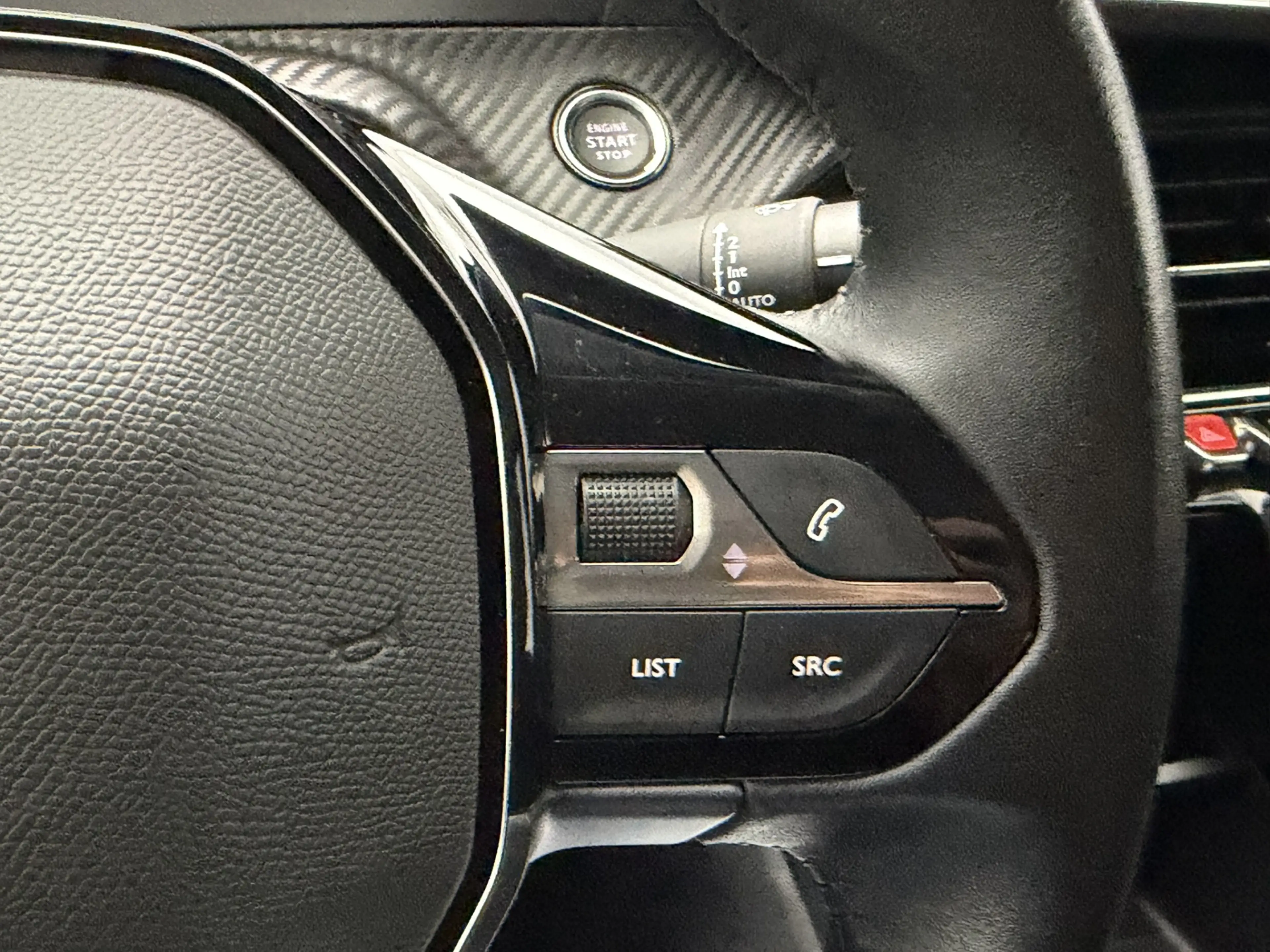 Peugeot e-208 EV Active Pack 50 kWh 3-Fase SOH 92,4% | Navigatie — photo 24
