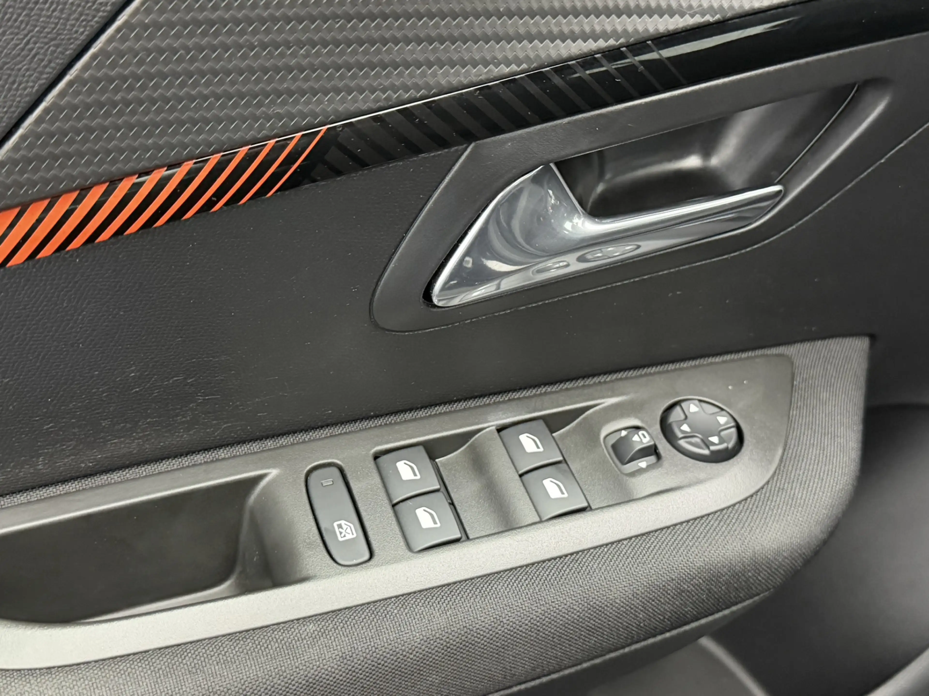 Peugeot e-208 EV Active Pack 50 kWh 3-Fase SOH 92,4% | Navigatie — photo 26