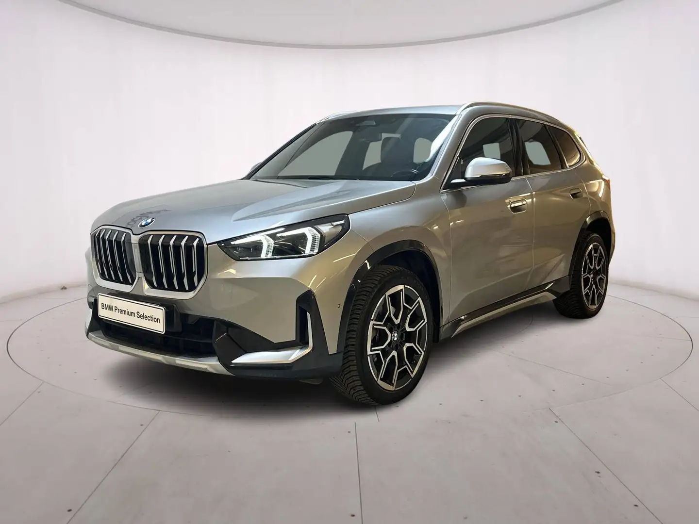BMW X1 sDrive18d xLine Gris - 1