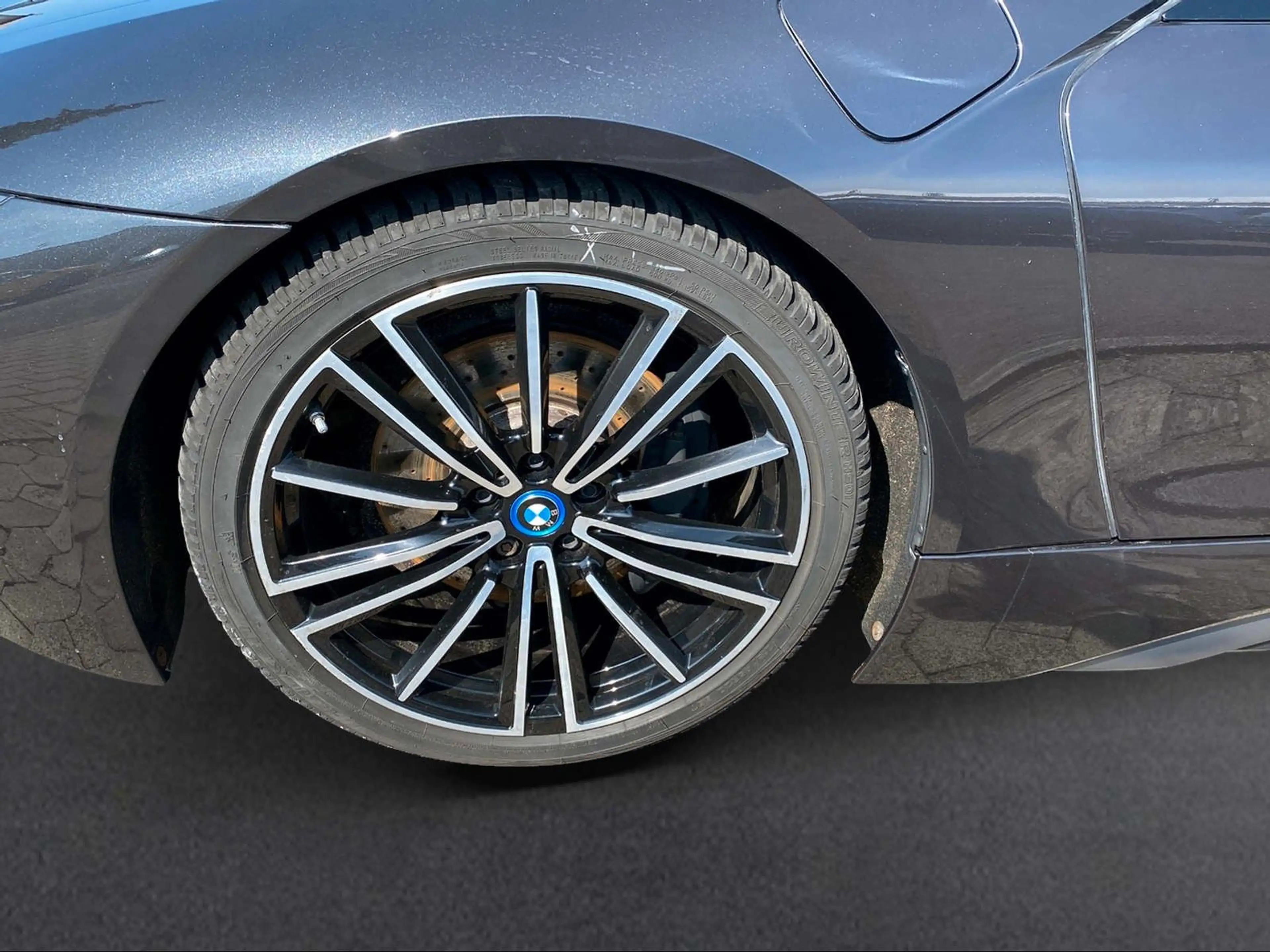 BMW i8 Baureihe i8 Coupe Basis*Facelift* — photo 11