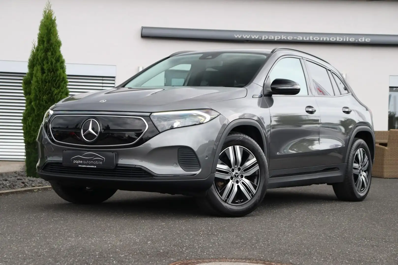 Mercedes-Benz EQA 250 Advanced +NIGHT+WIDESCREEN+BUSINESS+LED+ Grau - 2