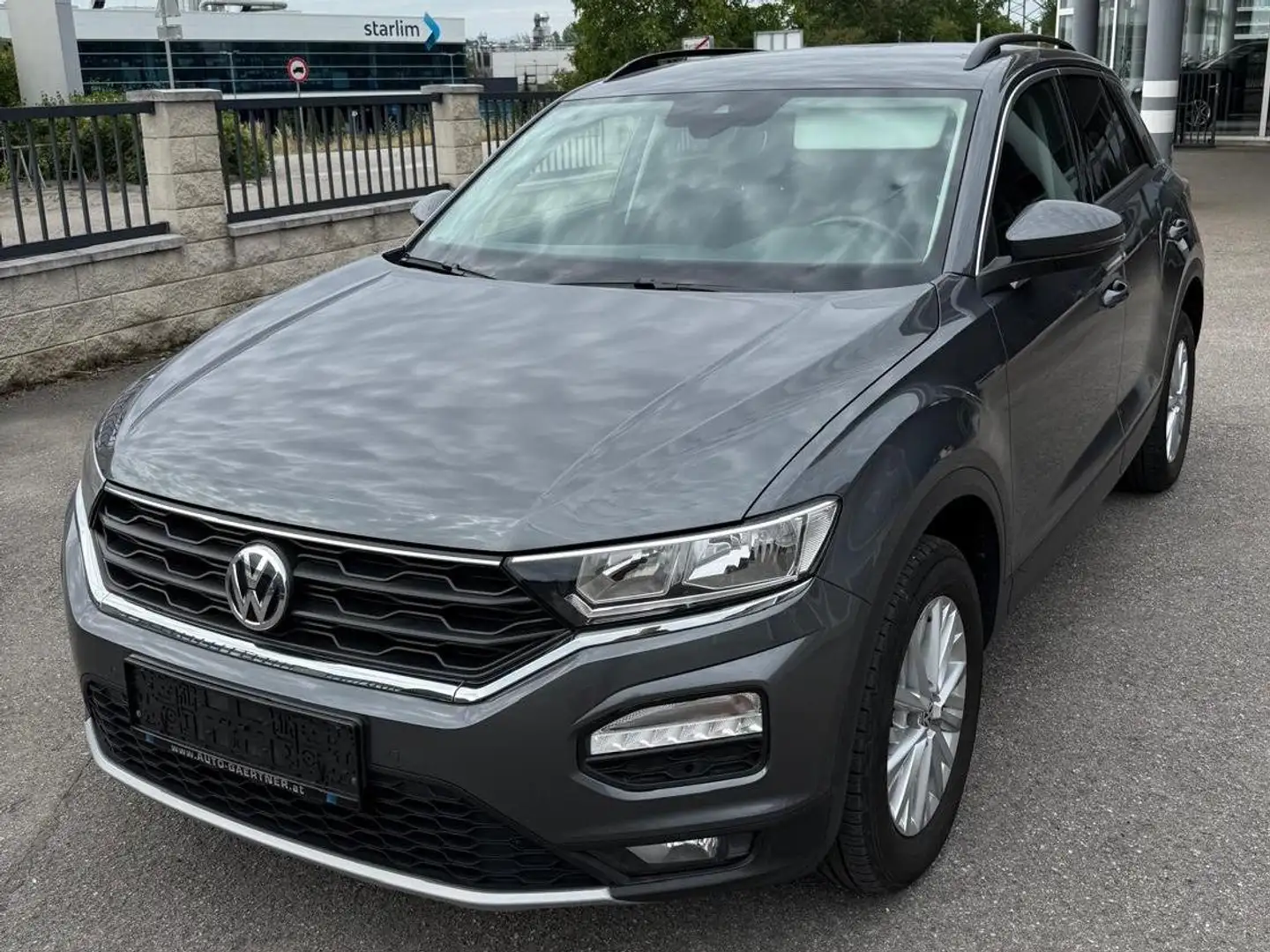 Volkswagen T-Roc Style/ACC/PDC/CarPlay Grau - 1