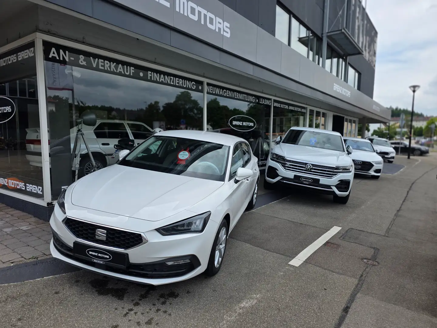 SEAT Leon 2.0TDI Style Aut. Service/Tüv neu+ 1J.Garantie Bianco - 1