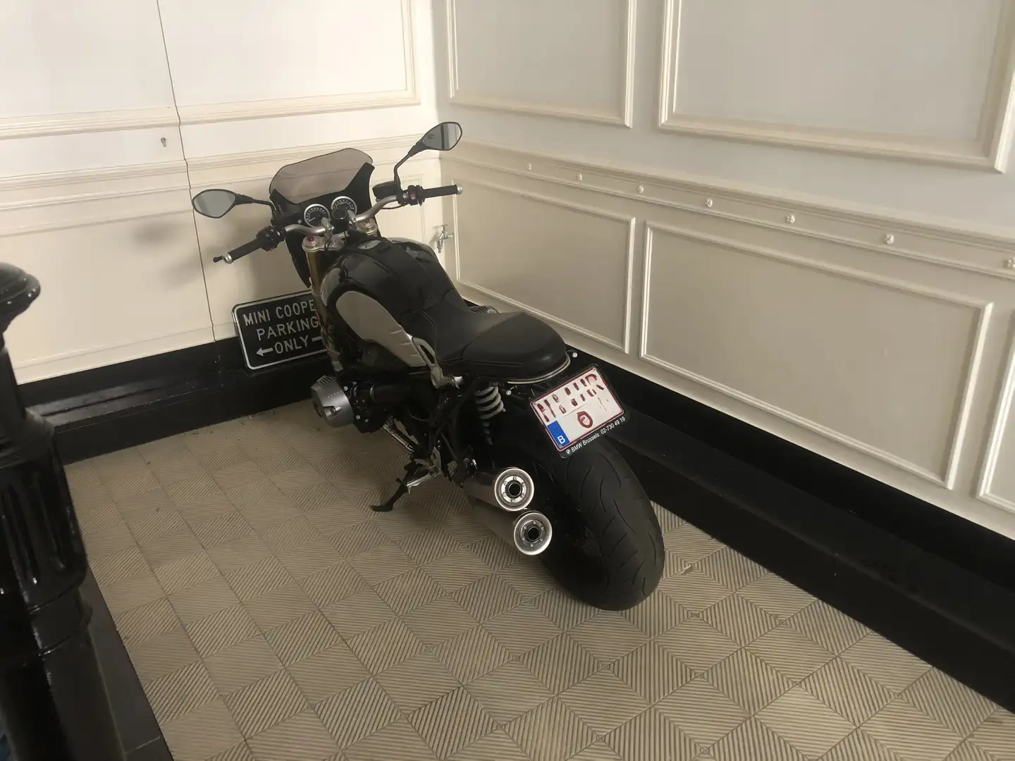 BMW R nineT Noir - 2