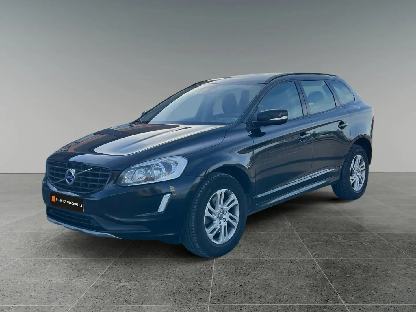 Volvo XC60 2.0 D3 Kinetic Geartronic-GARANTIE 12 A 48 MOIS- Zwart - 2