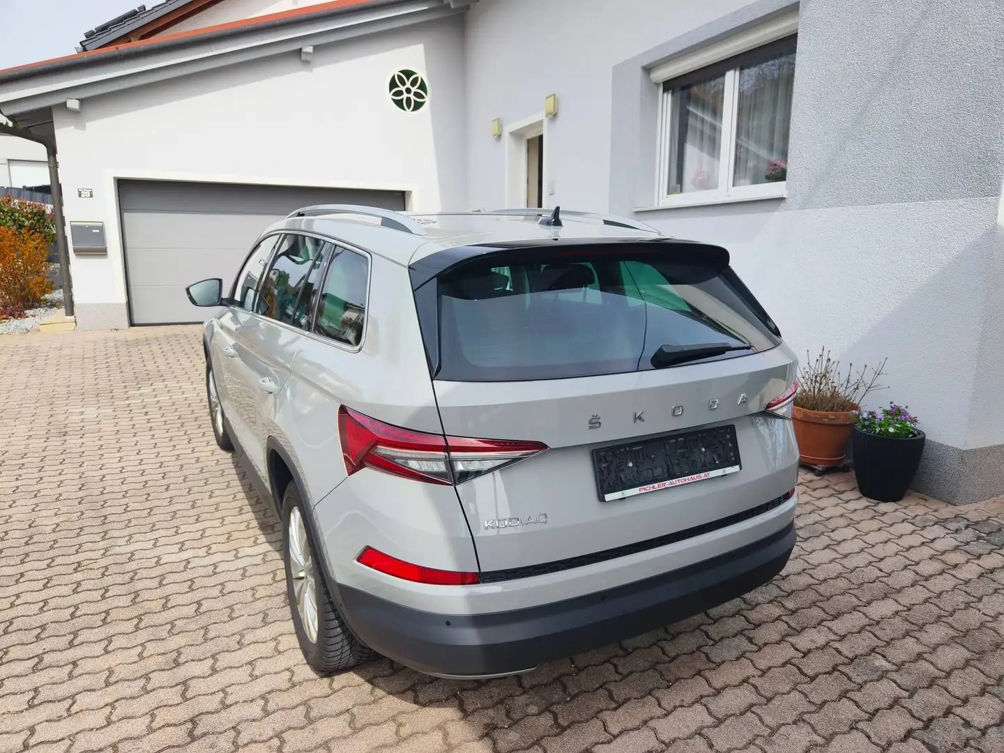 Skoda Kodiaq Kodiaq 2,0 TDI Style SC DSG Style SC Grau - 2