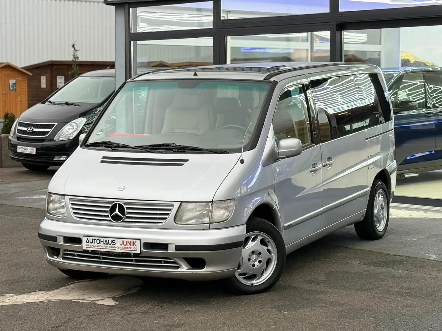 Mercedes-Benz V 280 -Behindertengerecht-Rampe-Automatik Silber - 2