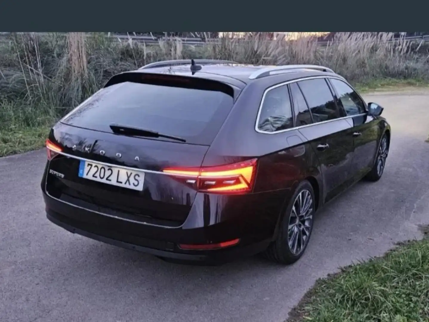 Skoda Superb Superb Combi 2.0TDI AdBlue tech Style DSG 147kW Style Negro - 2