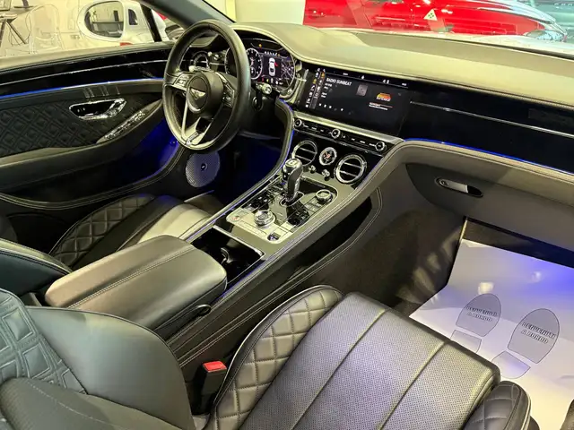 Bentley Continental view 10