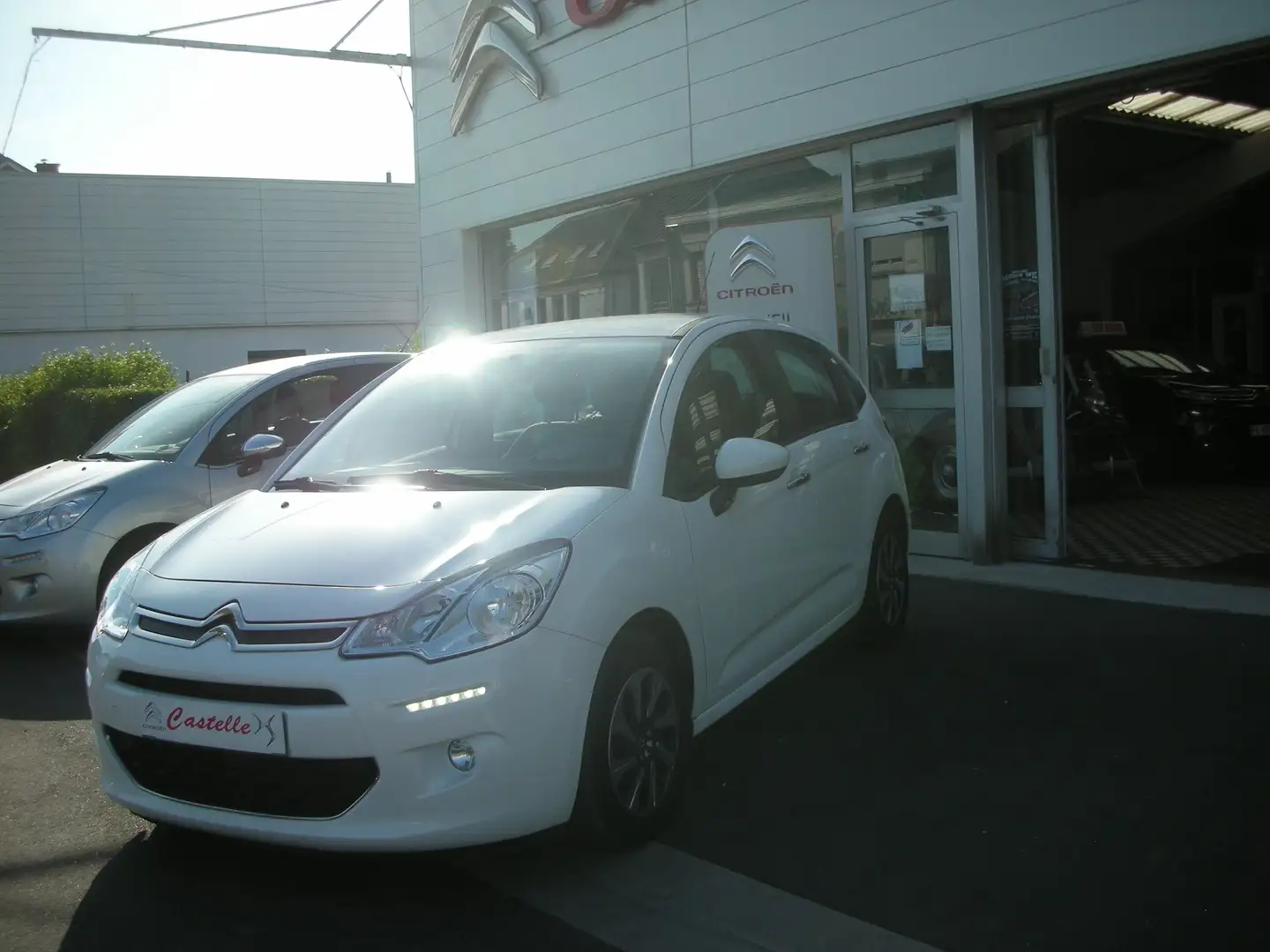Citroen C3 C3 BlueHDi 75 Confort CLIM Blanc - 1