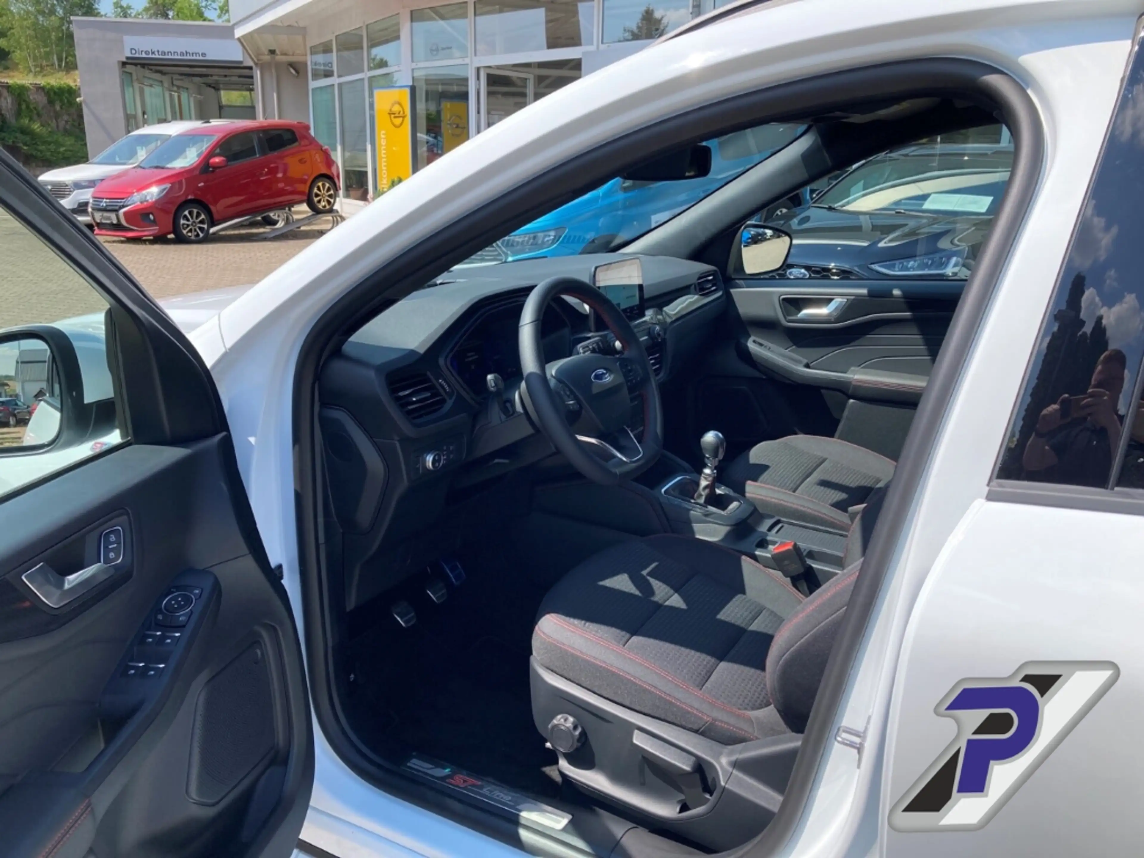 Ford Kuga ST-Line Navi HUD LED KURVENLICHT ACC ELEK:HECKKLAP — photo 12