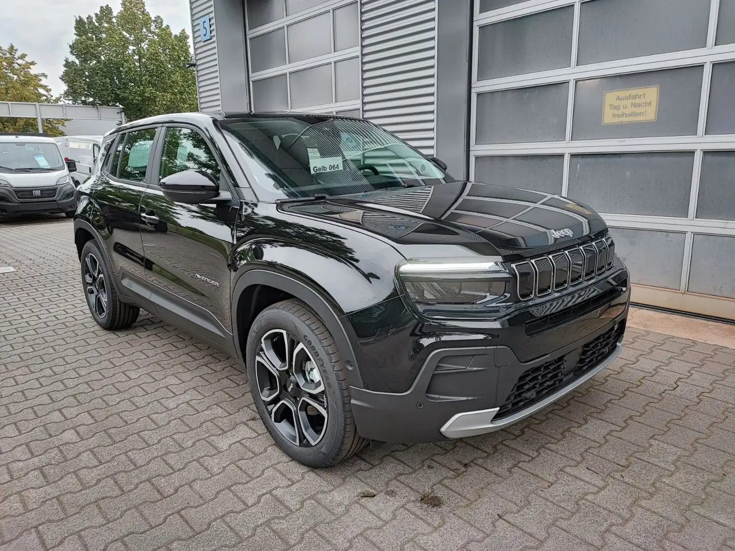Jeep Avenger AVENGER ALTITUDE 1.2L GSE T3 Nero - 1