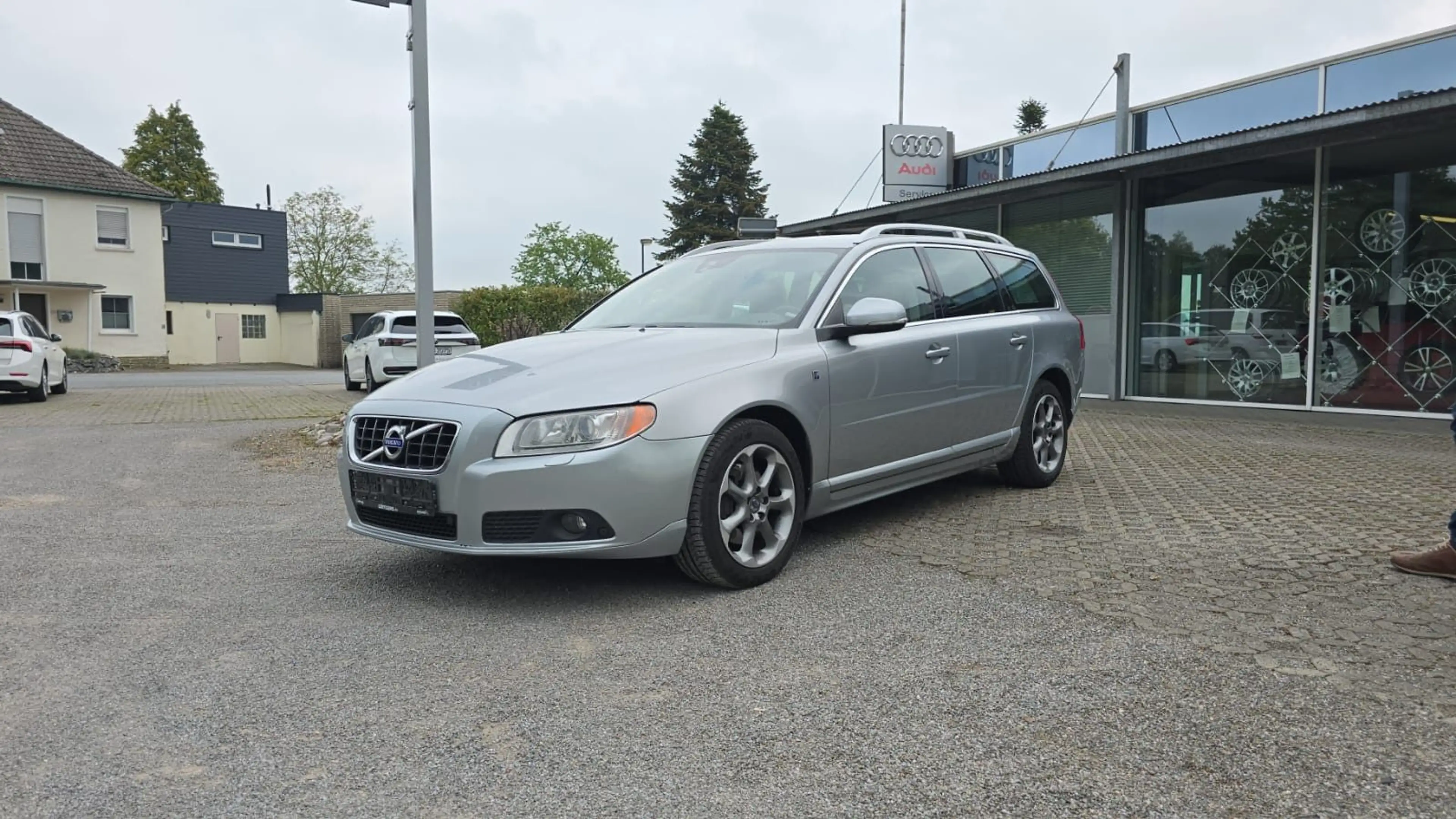 Volvo V70 Kombi Ocean Race Zahnriemen u. Kupplung neu