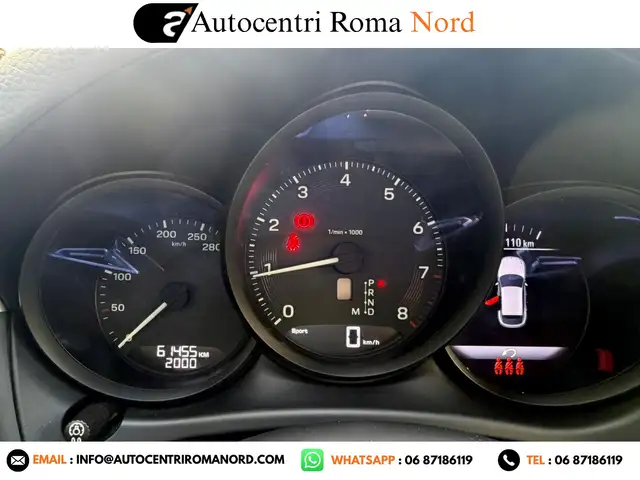 Porsche Macan view 13