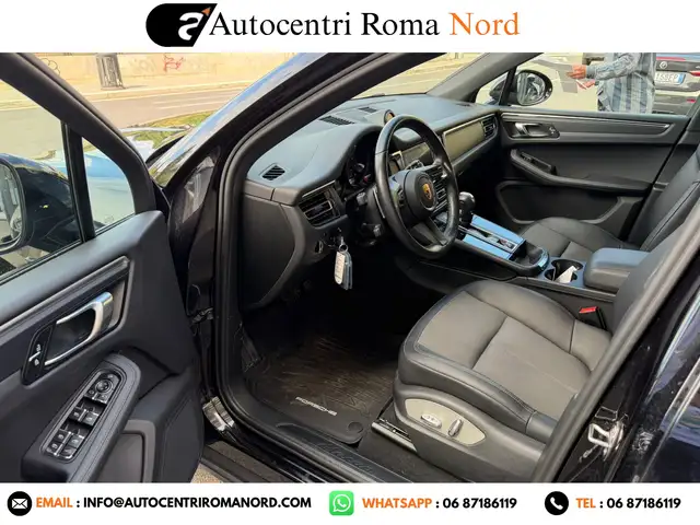 Porsche Macan view 7