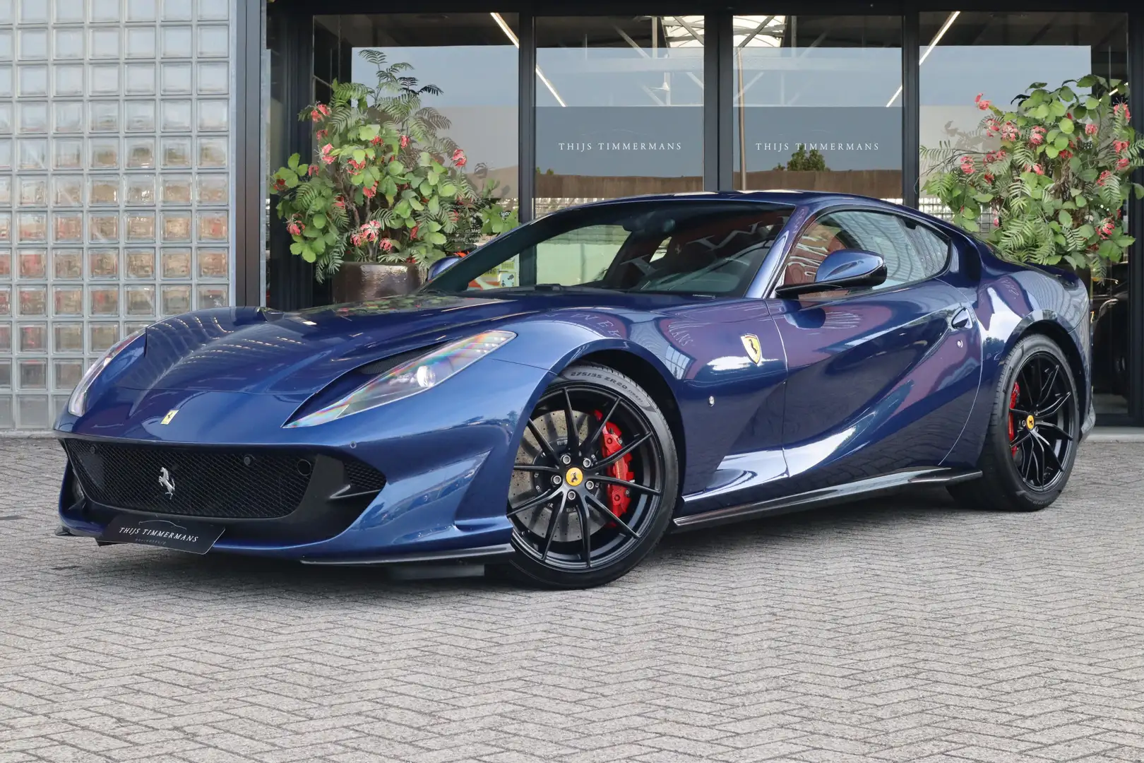 Ferrari 812 6.5 V12 Superfast HELE | Blu Tour de France, Carbo Blauw - 1