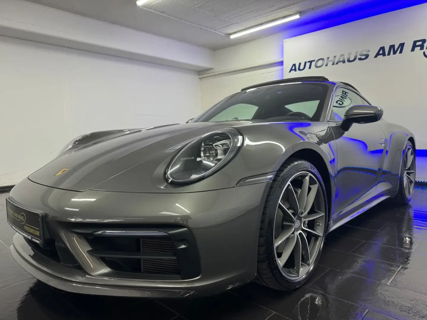 Porsche 992 APPROVED:02/2027 CHRONO 360° MEMORY PANO DAB Grau - 2