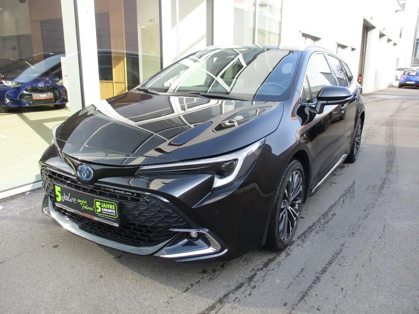 Toyota Corolla 1.8 Hybrid Touring Sports Active Drive Schwarz - 2