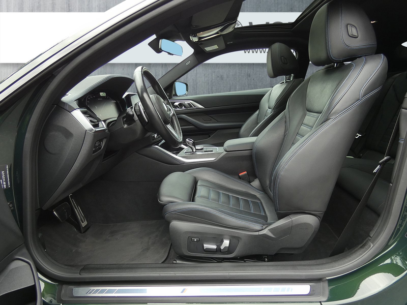 BMW 440 M440i xDrive Coupé — photo 11
