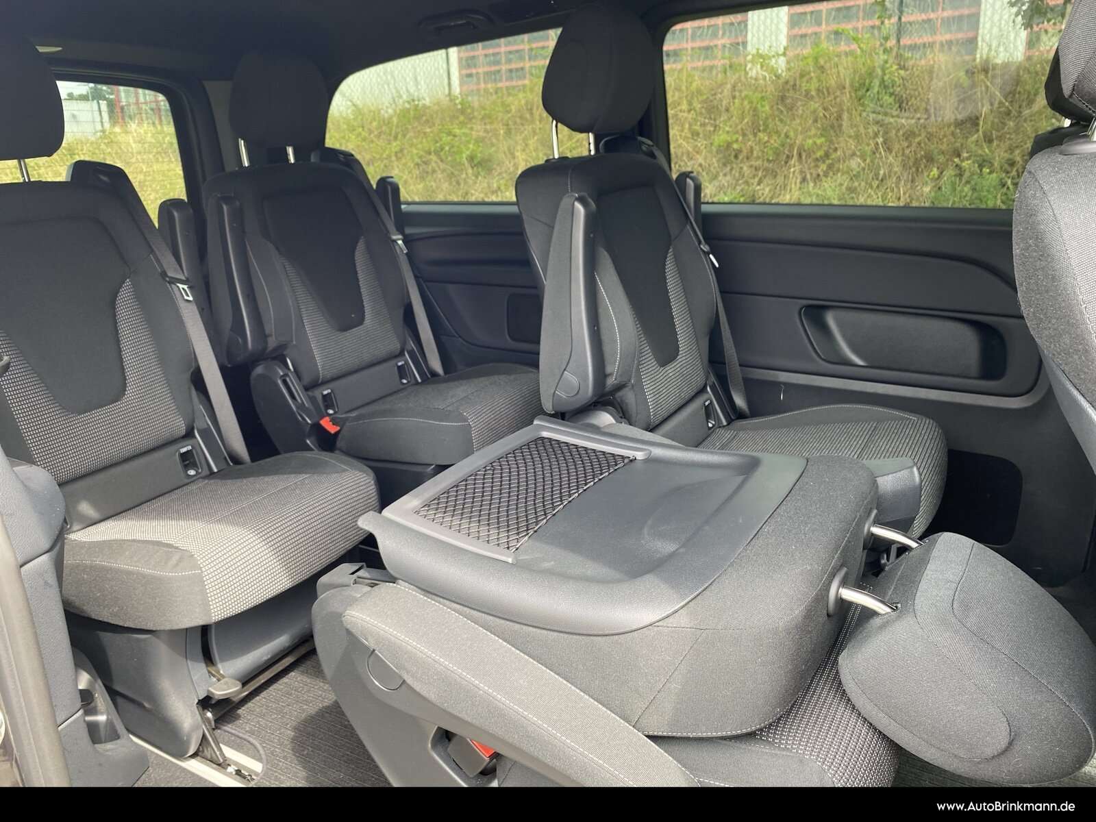 Mercedes-Benz V 250