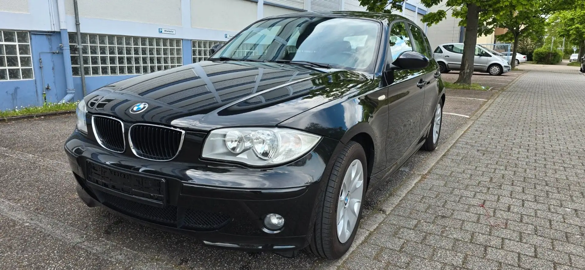 BMW 118 Baureihe 1 Lim. 118i Black - 1