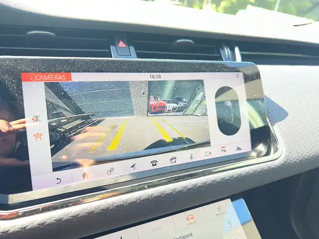 Land Rover Range Rover Evoque view 16