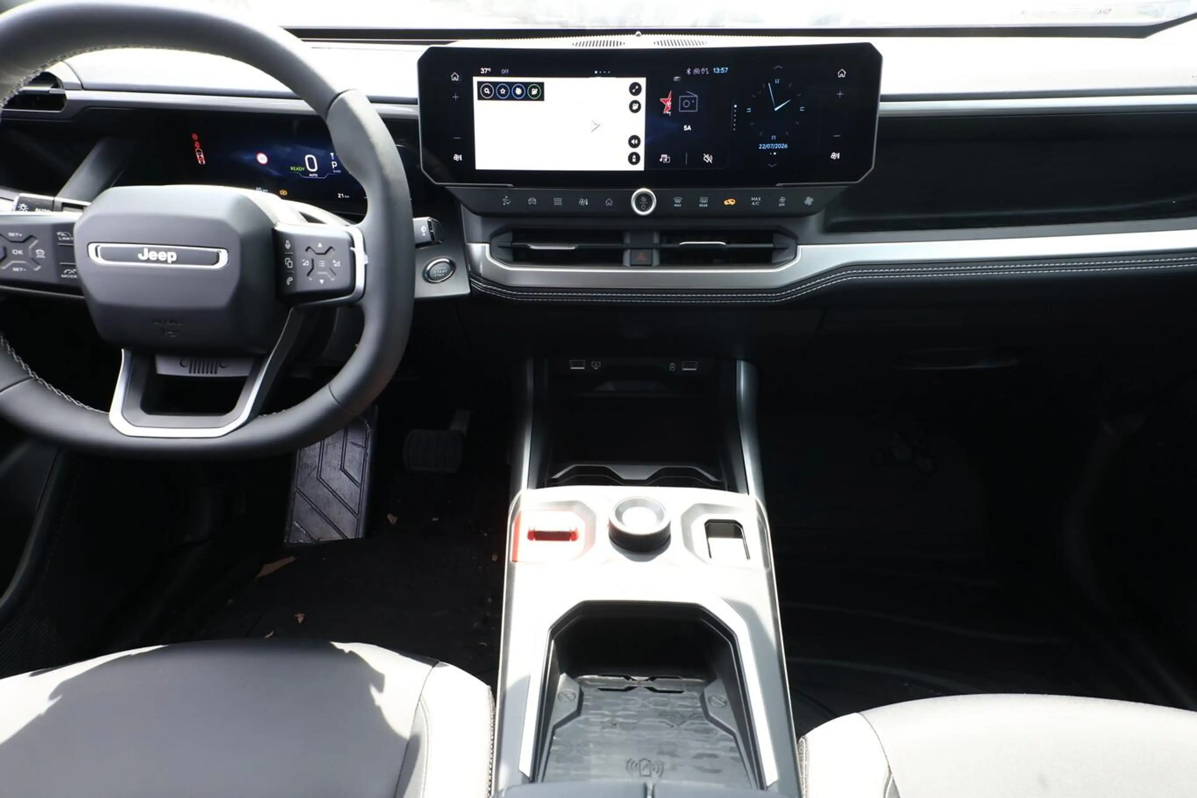 Jeep Compass First Edition 74kWh Nav HUD Focal Matrix 157 kW... — photo 8