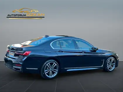 Annonce voiture d'occasion BMW 740 - CARADIZE